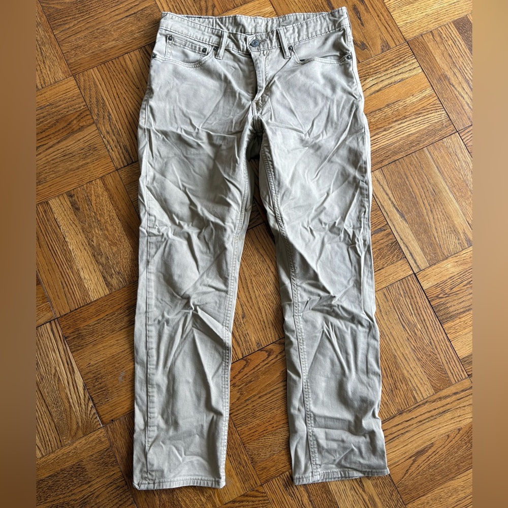Men’s Levi 511 Khaki Pants